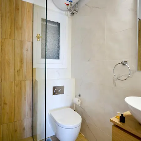 Semesterbostad Two-bedroom With Sea View In Glyfada (Corfu)