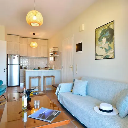 Two-bedroom With Sea View In